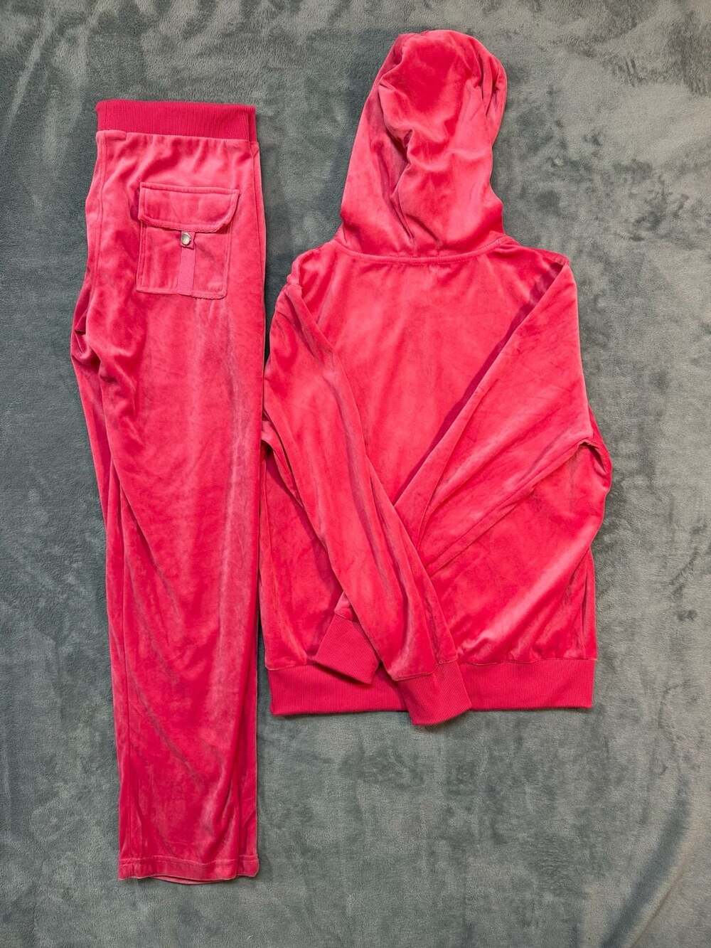 Tracksuit Pink set Velour Zip-Up Hoodie and Jogger Tracksuit Set Medium Y2K